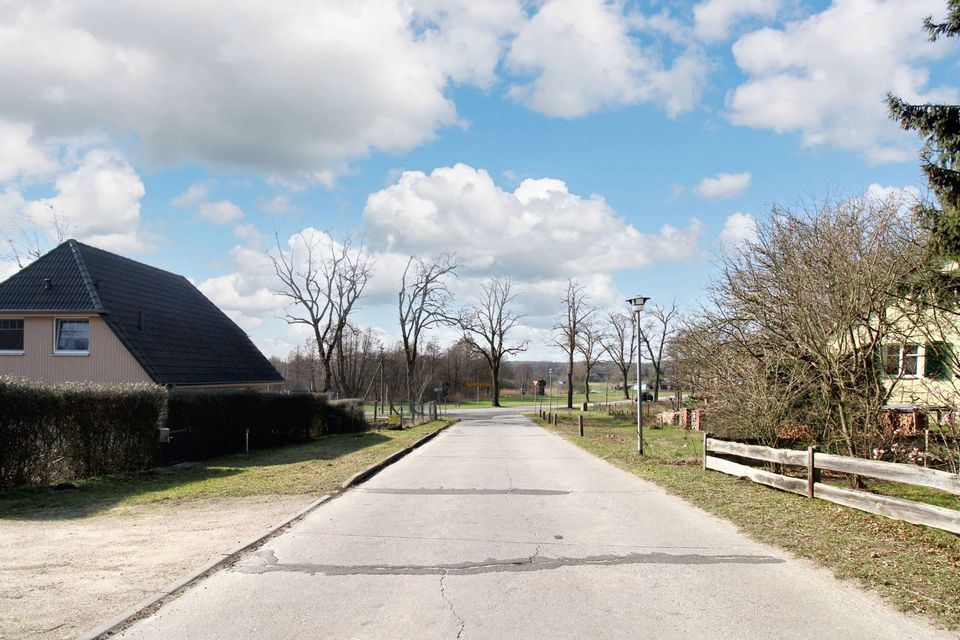 EFH mit eigenem Garten in Michendorf nahe Potsdam, bezugsfrei ab 1.7.2024 in Michendorf