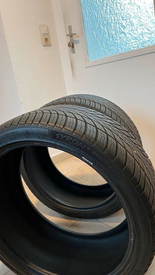 2 x Syron Ganzjahresreifen 255/35 R19 96W in Oerlinghausen