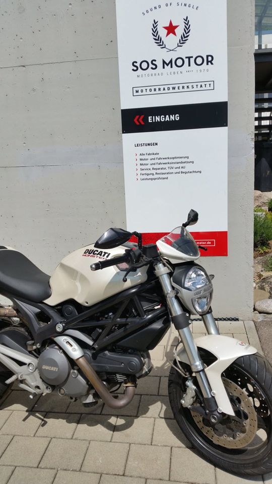 DUCATI Monster 696 ABS in Schwörstadt