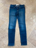 Hollister Jeans, Größe 25/29, Top Zustand, Blue Wandsbek - Hamburg Poppenbüttel Vorschau