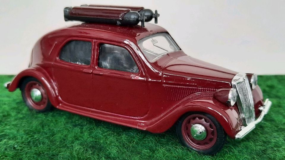 brumm / Italy Konvolut neuwertig Fiat Porsche PKW 20 Modelle 1:43 in Menden