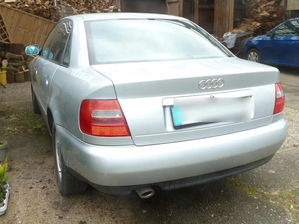 Audi A4 B5 in Schwanewede