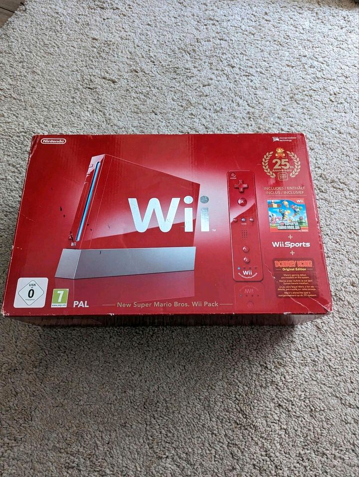 Nintendo Wii mit Verpackung in Greifenstein