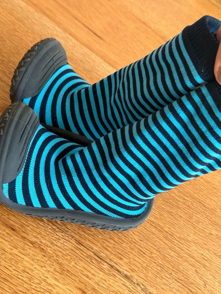 Barfuß Schuhe Gr 22 Kinder bequem blau in Brombachtal