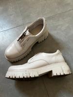 Sneaker / Halbschuhe von Catwalk in cremeweiß, Gr. 41 Saarland - Nalbach Vorschau