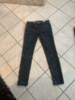 Damenjeans Street one Gr.25/32  Camouflage Nordrhein-Westfalen - Finnentrop Vorschau