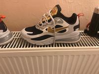 Nike Air Max 270 React 40,5 Rheinland-Pfalz - Schindhard Vorschau