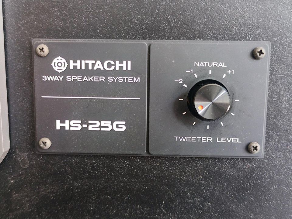 Vintage Lautsprecher Hitachi HS-25G speaker made in Japan in Berlin