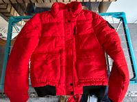 Neues Superdry Winterjacke / Daunenjacke, Gr. 42 Bremen - Woltmershausen Vorschau