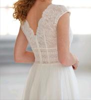 Brautkleid romantisch Hochzeitskleid Vintagestyle lang Spitze 48 Hessen - Marburg Vorschau