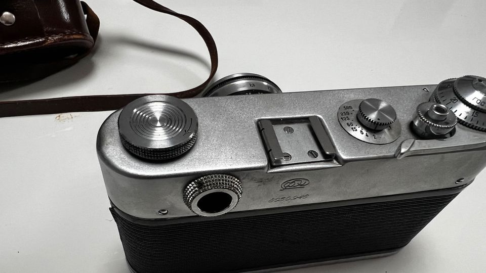 FED 3 (ФЭД 3) Spiegelreflexkamera aus USSR 2,8/52mm in Minden
