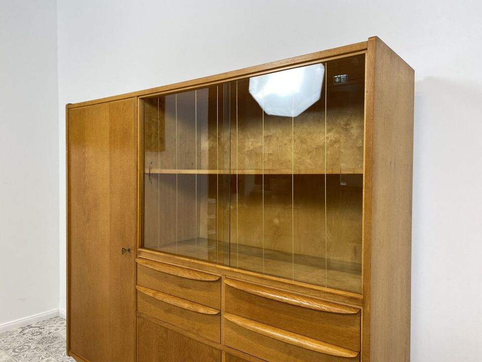 WMK Zeitloser und sehr gut erhaltener Mid-Century Wohnzimmerschrank aus 1960ern Jahren, bauähnlich mit Möbel von Franz Ehrlich für VEB Hellerau # Schrank Vitrine Highboard Sideboard DDR 50er 60er in Berlin