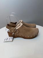 Zara Clogs echtes Leder Veloursleder Gr. 38 beige Neu mit Etikett Bayern - Haibach Unterfr. Vorschau