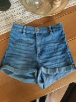 Jeansshorts H&M Divided S 34 36 kurze Hose Stretch Hessen - Hadamar Vorschau