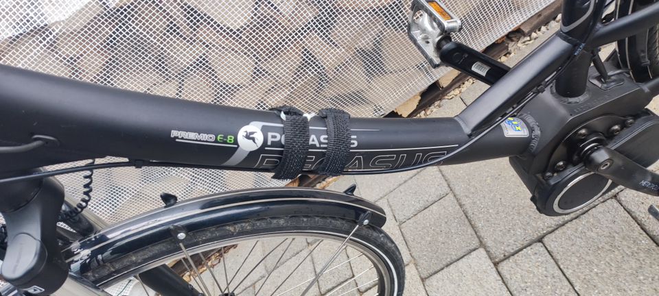 Damen E-Bike Pegasus Premio E 8, schwarz matt in Crailsheim
