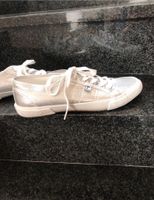 Schuhe, Esmara, Sneaker, Silber, Gr.40, Neu! Nordrhein-Westfalen - Rheine Vorschau