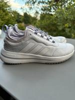 Adidas cloudfoam Damen Größe 38,5 / 5 1/2 weiß lila Wandsbek - Gartenstadt Vorschau