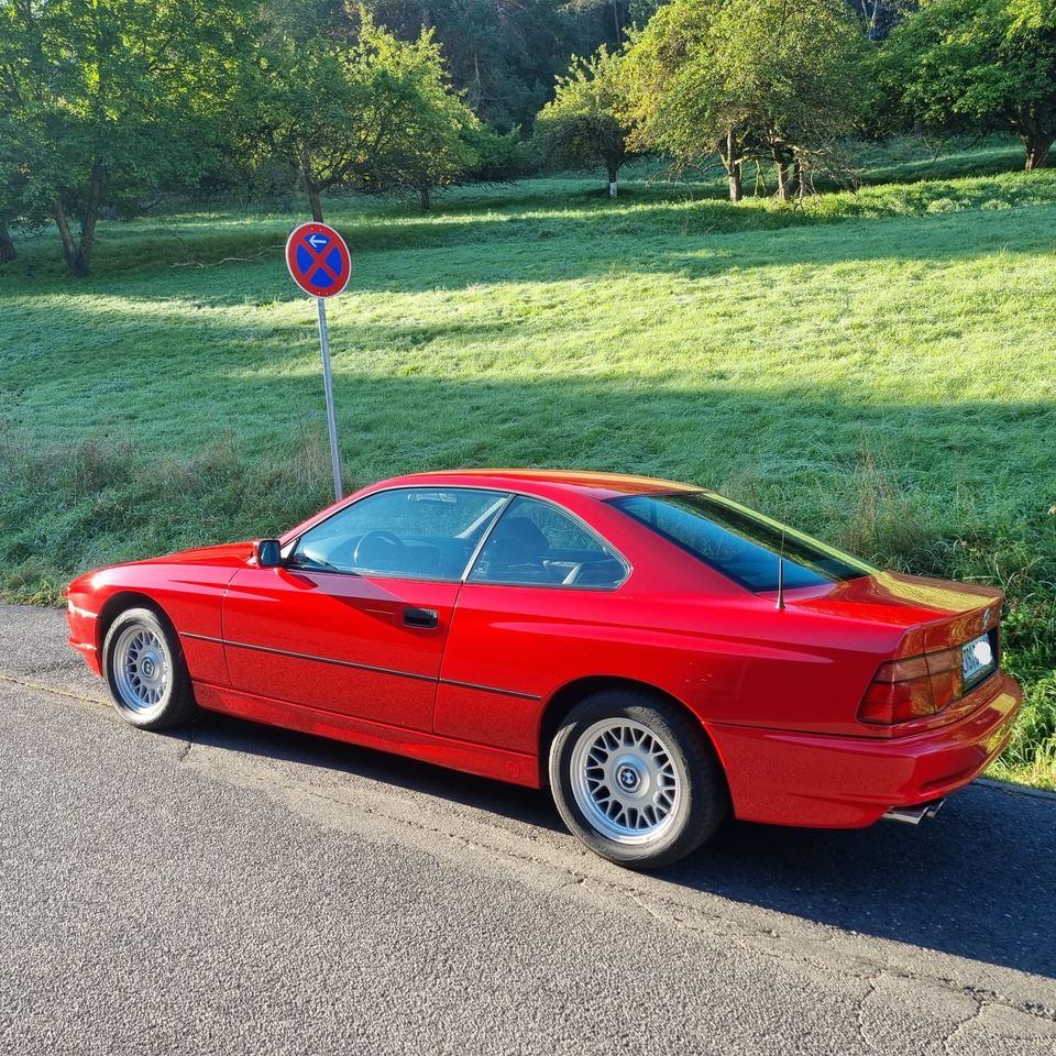 BMW 850i V12 Original / detailgetreu restauriert !!! in Lützelbach