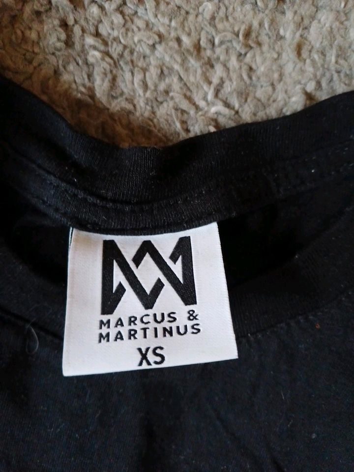 Markus & Martinus, Gr. S, Set T-Shirts, Buch, Mütze in Seesen