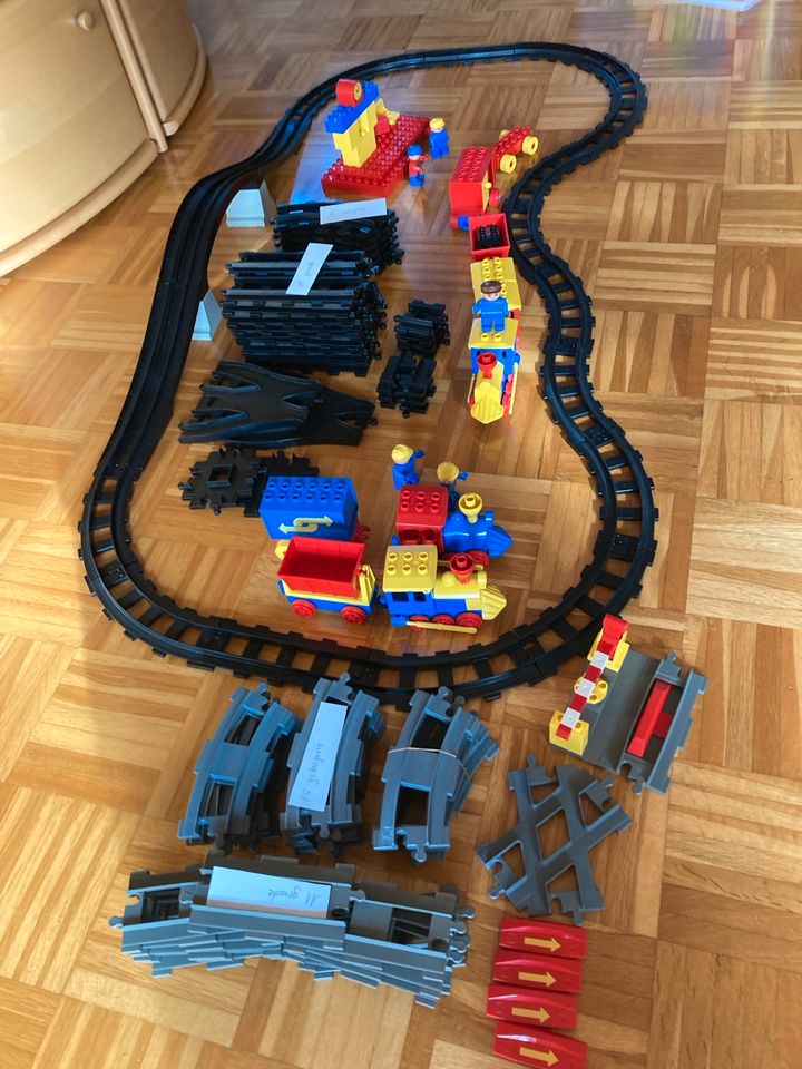 LEGO DUPLO Schiebeeisenbahn Retro 80/90ern in Aschaffenburg