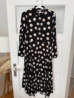 Maxikleid schwarz mit beigen Punkten asymmetrisch Kiel - Hassee-Vieburg Vorschau