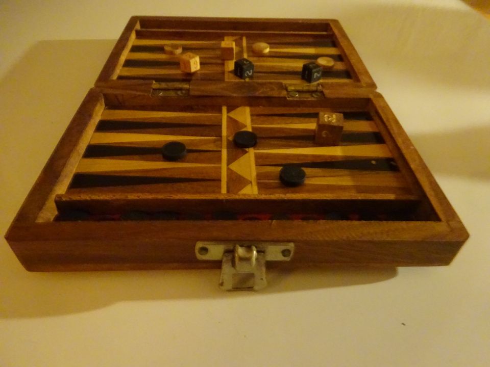 [ kleines ] Backgammon [ Holz ] in Berlin