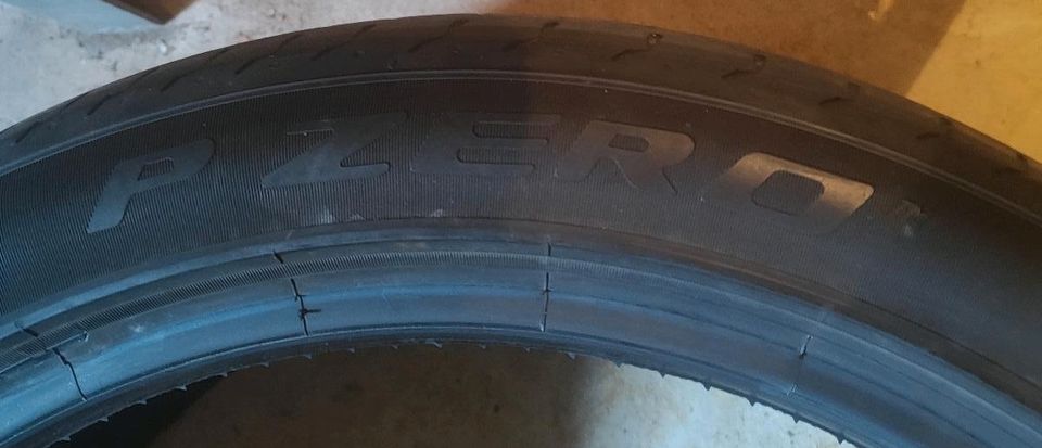 Mustang Reifen Pirelli P Zero 275/40 R19 und 255/40 R19 in Detmold