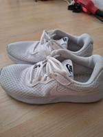 Nike schuhe gr 39 Rheinland-Pfalz - Ludwigshafen Vorschau