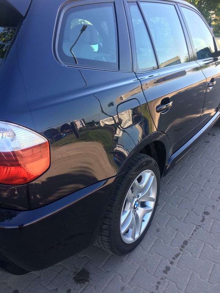 BMW X3 3.0d M-Paket in Altmärkische Wische