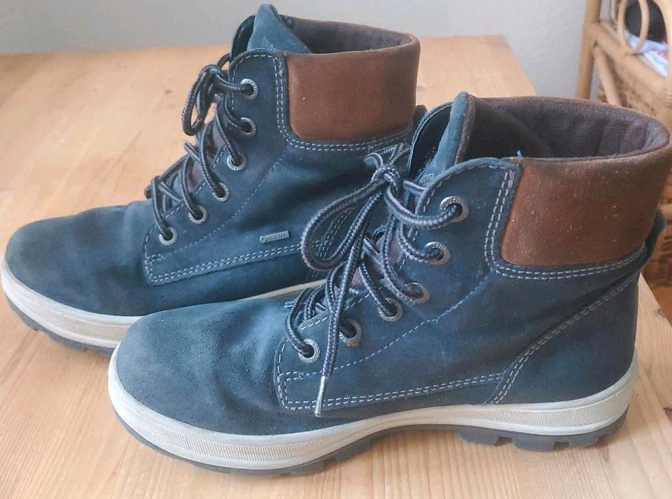 Blaue Winterstiefel Superfit gefüttert Gr. 35 in Berlin