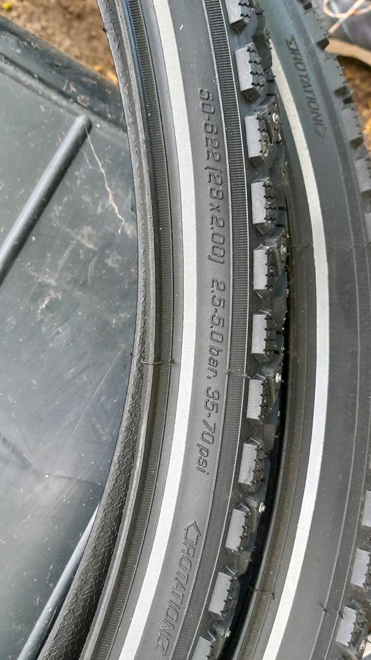 Schwalbe Marathon Winter plus S - Guard 7 28 x 2.0 in Radeburg