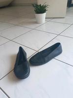 Ballerina Gr. 37 schwarz Leder Schuhe Damen Sneaker Mode Nordrhein-Westfalen - Mönchengladbach Vorschau
