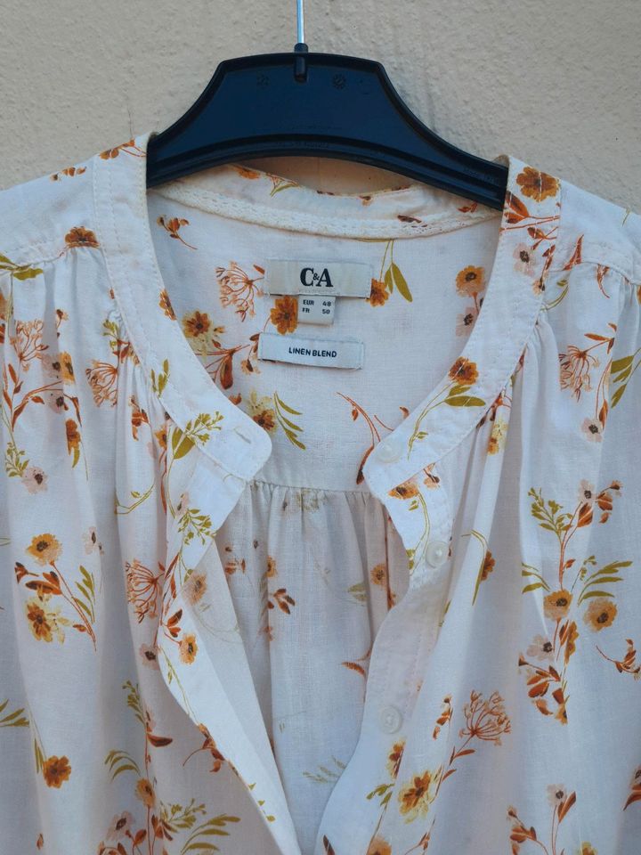 Bluse Leinen Gr 48 Creme mit floralem Muster in Düsseldorf