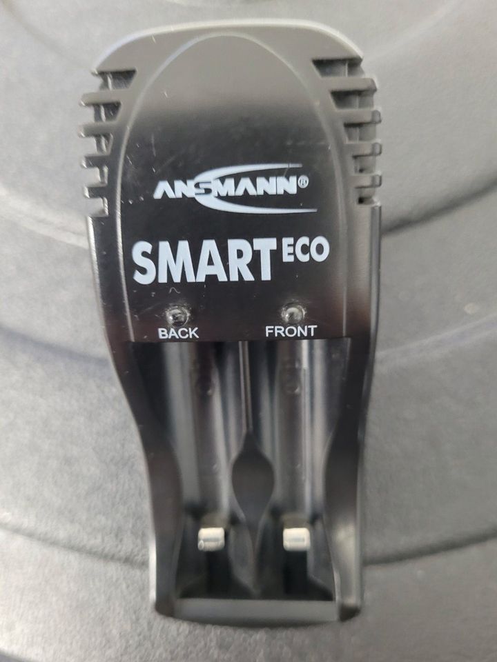 ANSMANN ECO Smart Stecker Ladegerät für Micro AAA/Mignon AA in Sachsenhagen