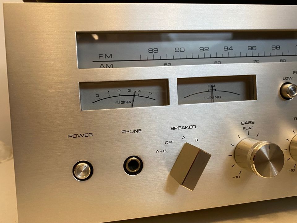 Akai Stereo AA-1030 Receiver & Tapedeck GXC-710D in Bruchköbel