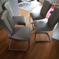 4 Stühle aus Leder hellgrau :) Bremen Innenstadt Bremen - Vegesack Vorschau
