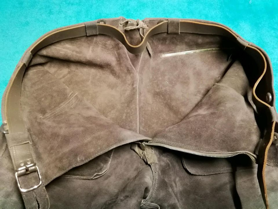 Lederhose kniebundlederhose, grau mit Gürtel in Dannstadt-Schauernheim