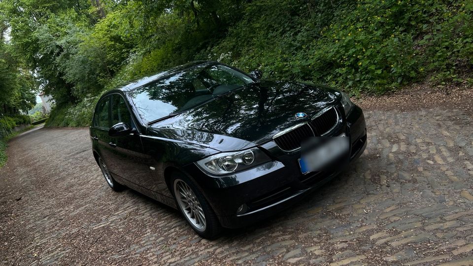 BMW 3er 320i Automatik in Herzfelde