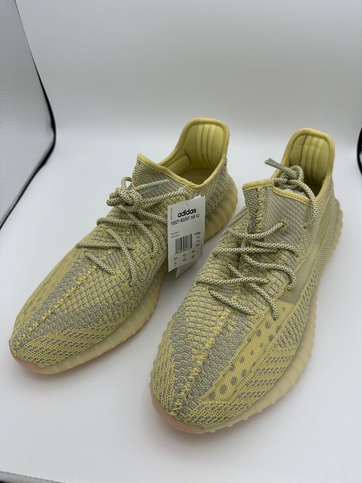 Adidas Yeezy Boost 350 v2 Antlia Reflective 49,5 in Leipzig