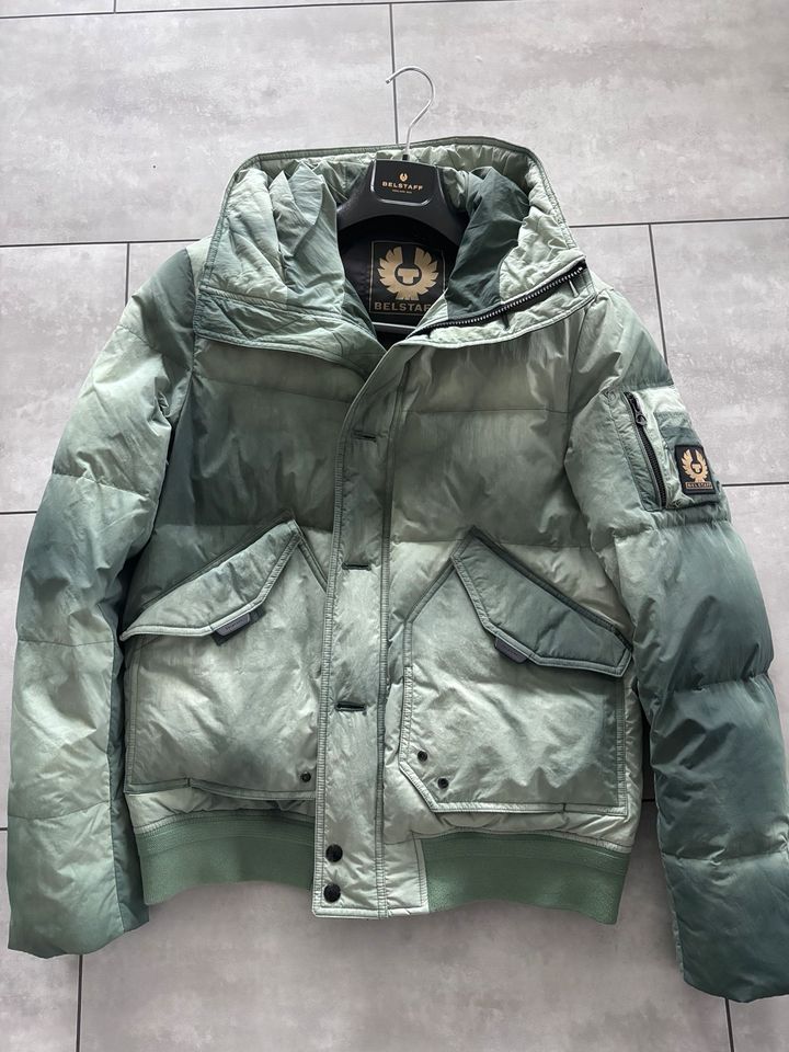 Belstaff Winterjacke aus der Saison 2022/23 Gr .48 in Hallerndorf