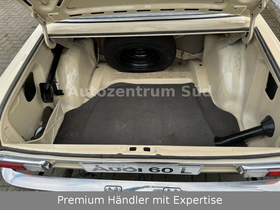 Audi 60 L H-Kennz. seltenes originales Sammlerstück in Düsseldorf