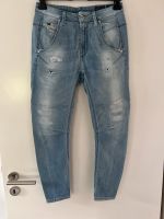 Diesel Fayza Jeans hellblau W25 Nordrhein-Westfalen - Rösrath Vorschau