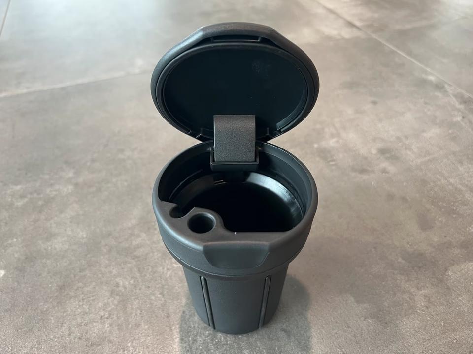 ORIGINAL VW Audi Aschenbecher T6 T6.1 Crafter etc. 8X0864575 in Baar i. Schwaben