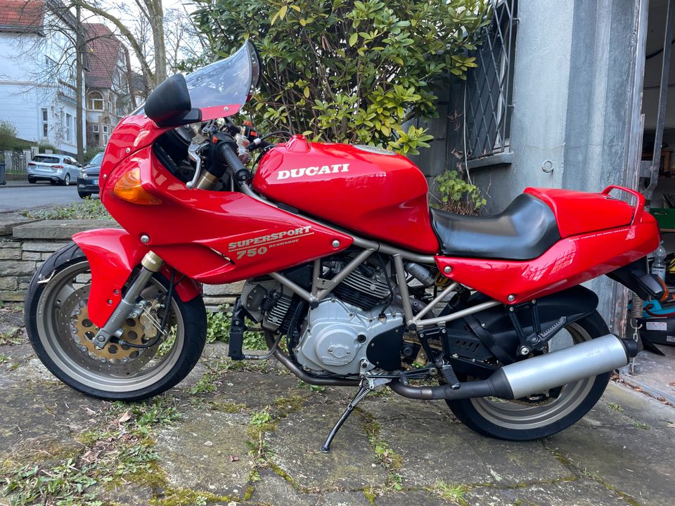 Ducati 750 SS in Wuppertal