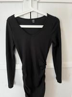 Schwarzes SHEIN Kleid S | Langarm und minimal durchsichtig Sachsen - Coswig Vorschau