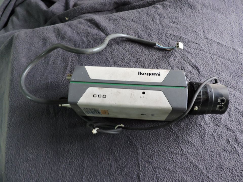 Überwachungskamera Ikegami CCD ICD-42E in Münsterhausen