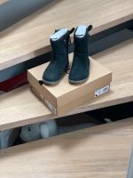 UGG Boots Winterstiefel gr 28,5 ❤️top Zustand München - Berg-am-Laim Vorschau