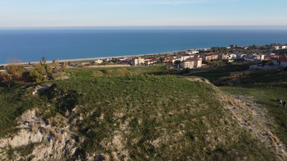 Blick auf Meer und Berge! Wunderschönens 1520m² Baugrundstück in Italien, Kalabrien, Santa Caterina in Wendeburg