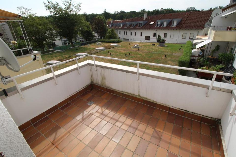 Edle 3,5 ZI-Whg. in Singen - NORD - zzgl. 2 TG-Stellplätze (25.000,-) waldnahe Lage sehr ruhig