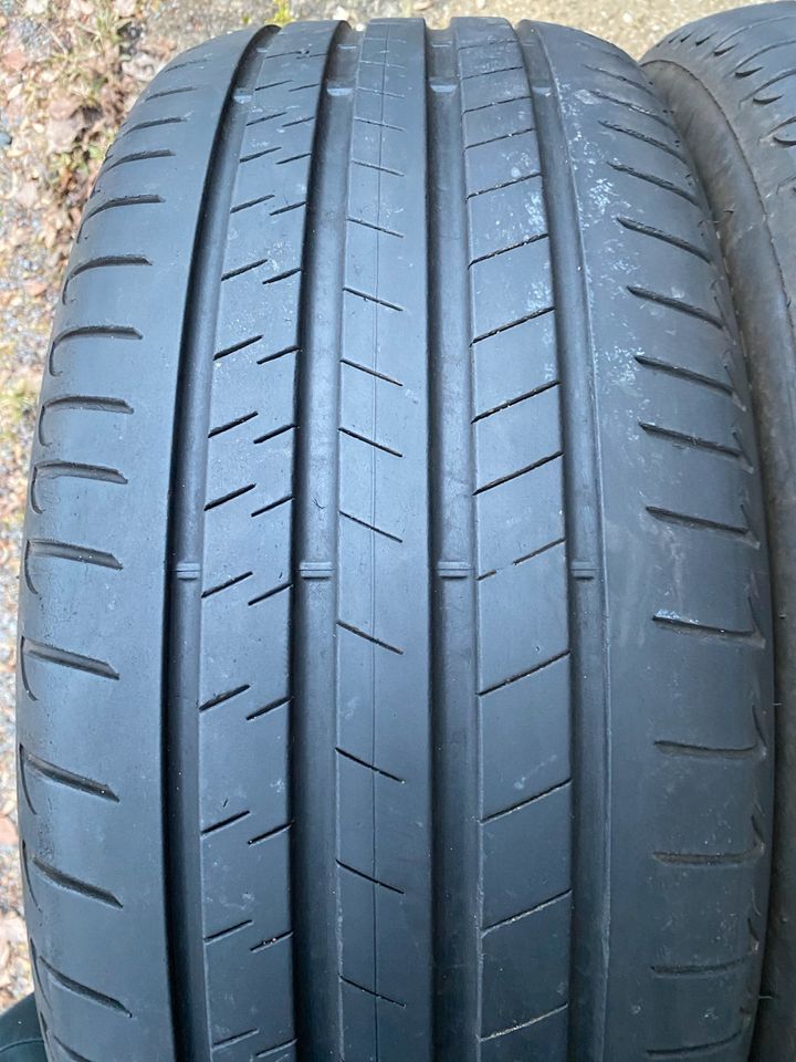 2 Sommerreifen Bridgestone 245/45R20 103W Runflat gebraucht 2021 in Marienberg